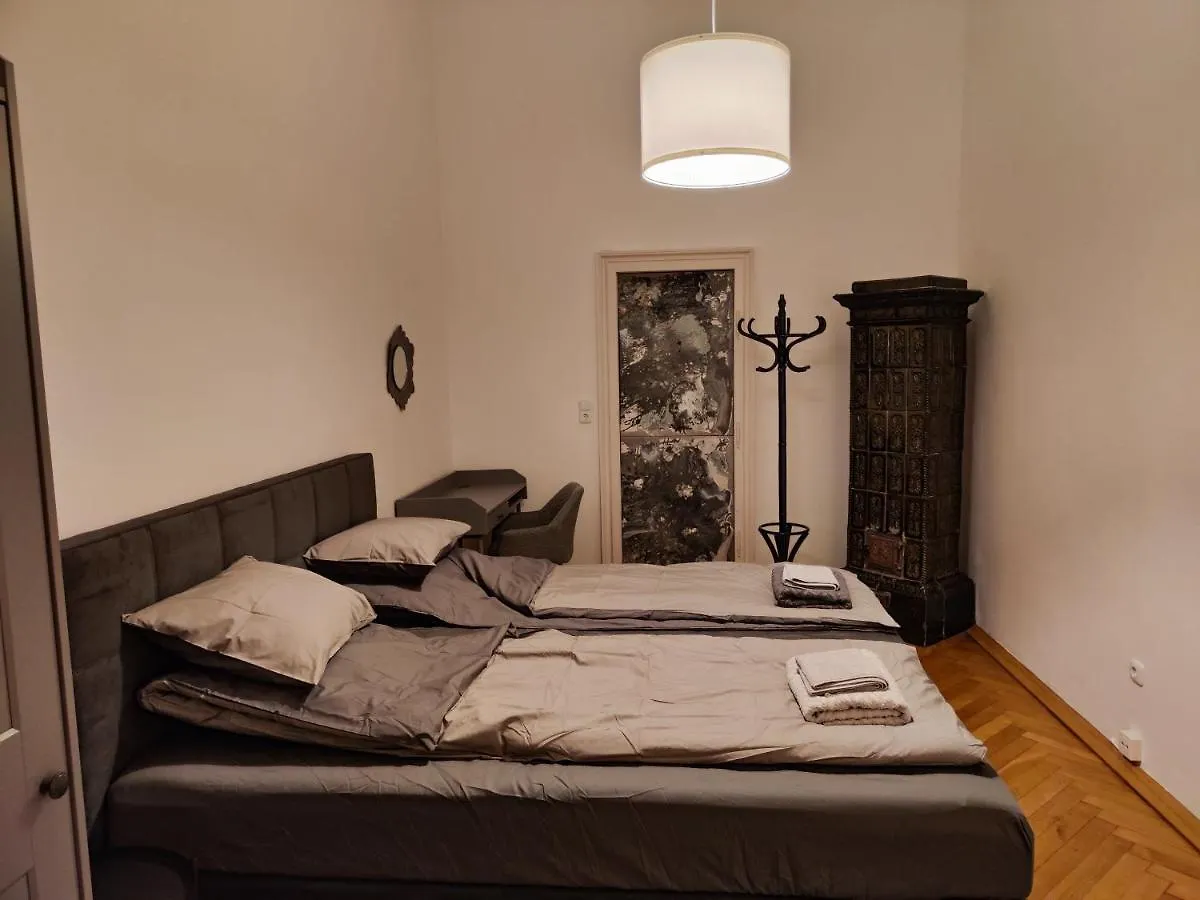 Guest house Room A In A Central Aristocratic Apartment Vienna